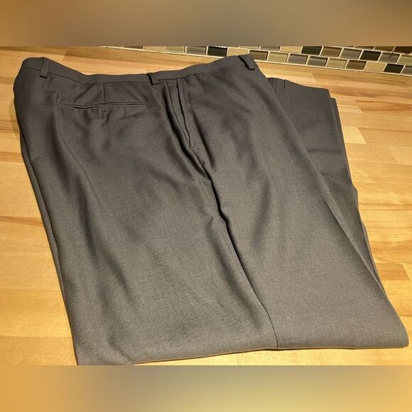 Men’s Stafford, dress pants, gray, 38 x 32 - Picture 1 of 3